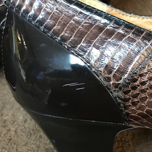 Softt brown alligator-type pumps size 10M - Picture 6 of 8